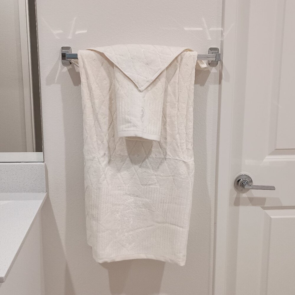 Waterford Lismore Ivory Towel Set of 3 Vintage (1998), NEW